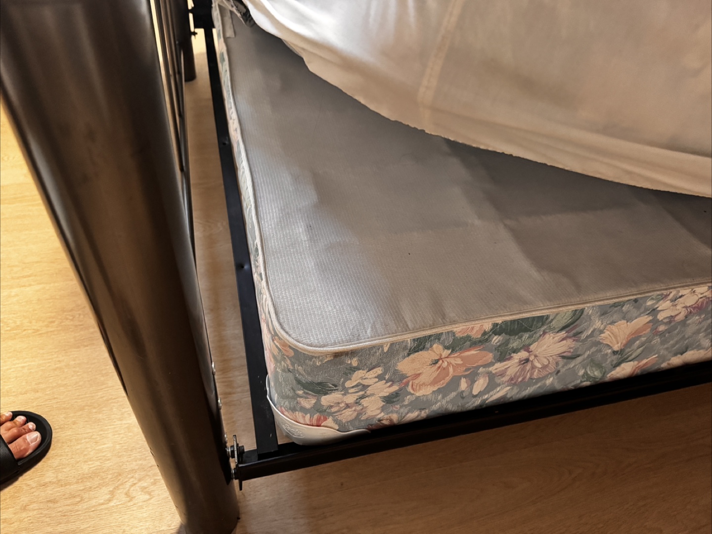 Double Size metal bed frame with mattress and box spring. - photo 3