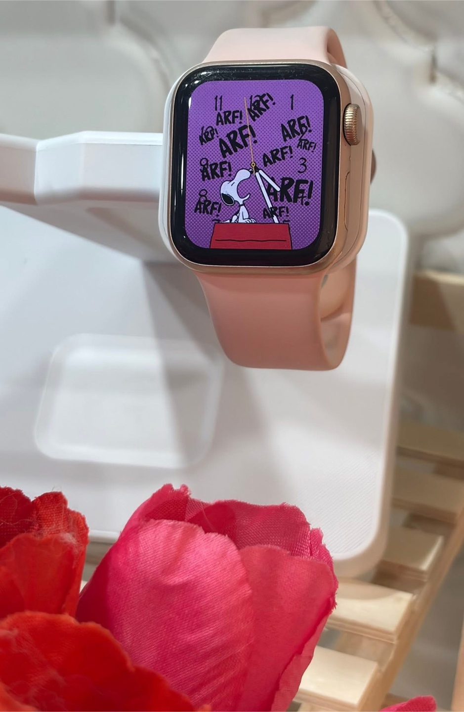 Apple Watch SE Rose Gold - photo 2