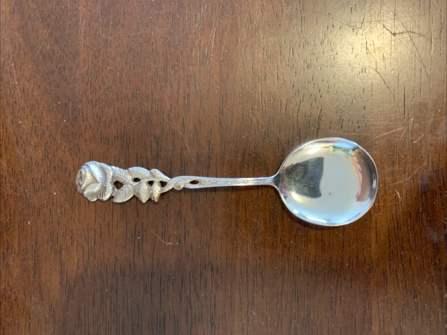 Antika 100 rose cream spoon 🇨🇦 thumbnail
