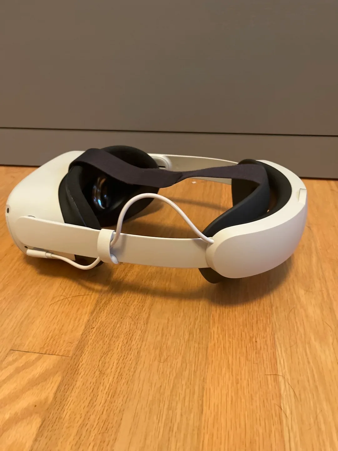 Meta Quest 2 VR Headset image indicator(3)