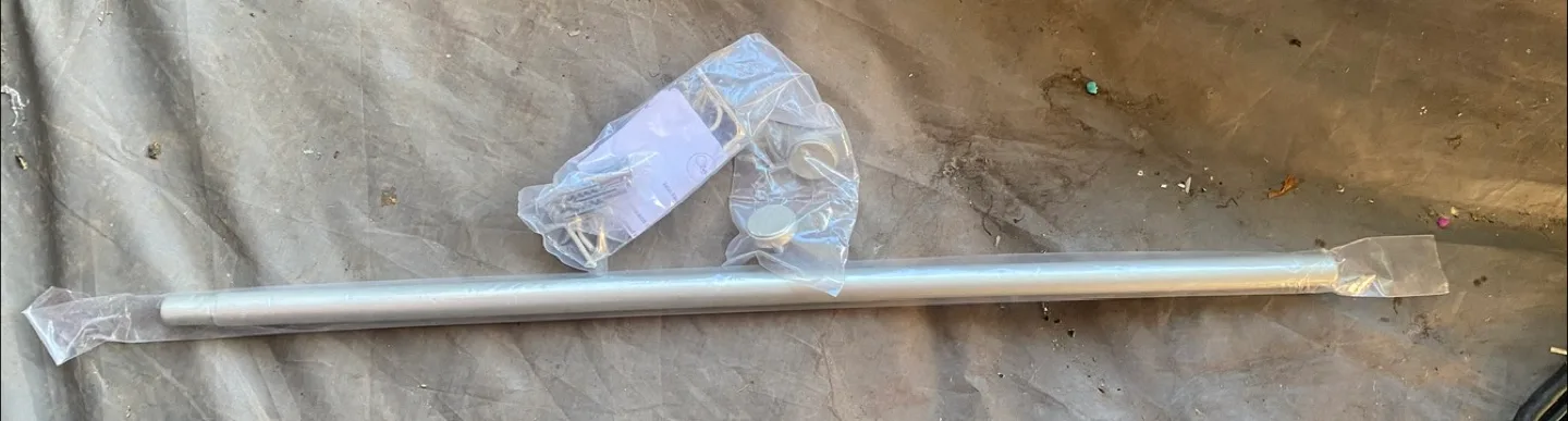 4 SET Furnishland Adjustable Window Curtain Rod Set (28"-48") image indicator(4)