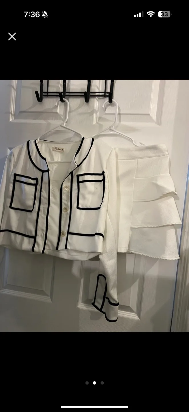 White Jacket & Skirt Set - Size M image indicator(2)