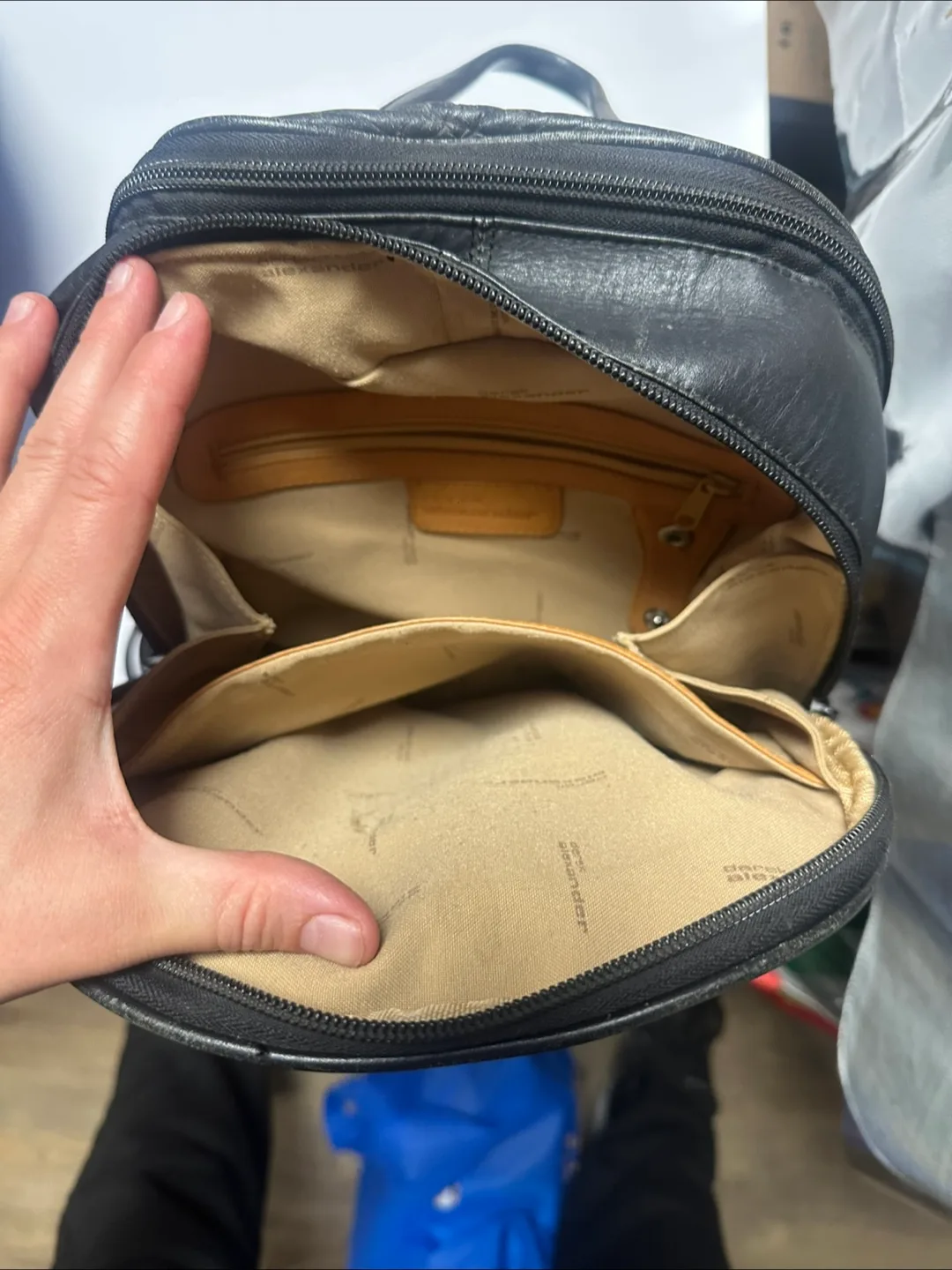 Derek Alexander Black Leather Backpack image indicator(4)