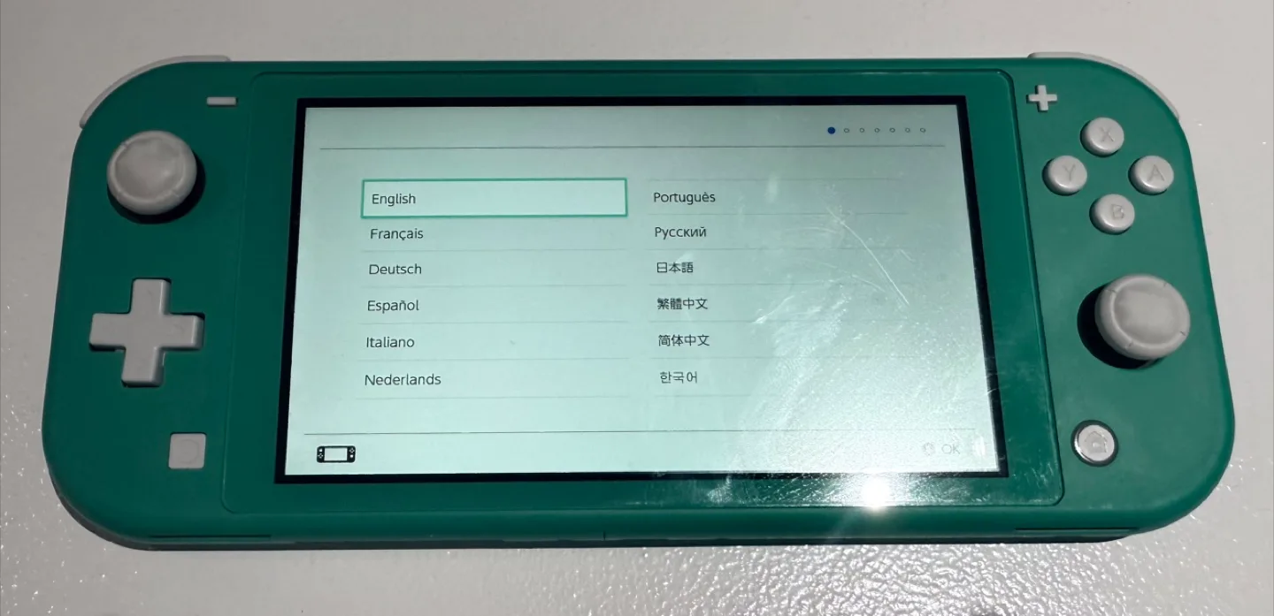 Nintendo Switch Lite (Green) image indicator(2)