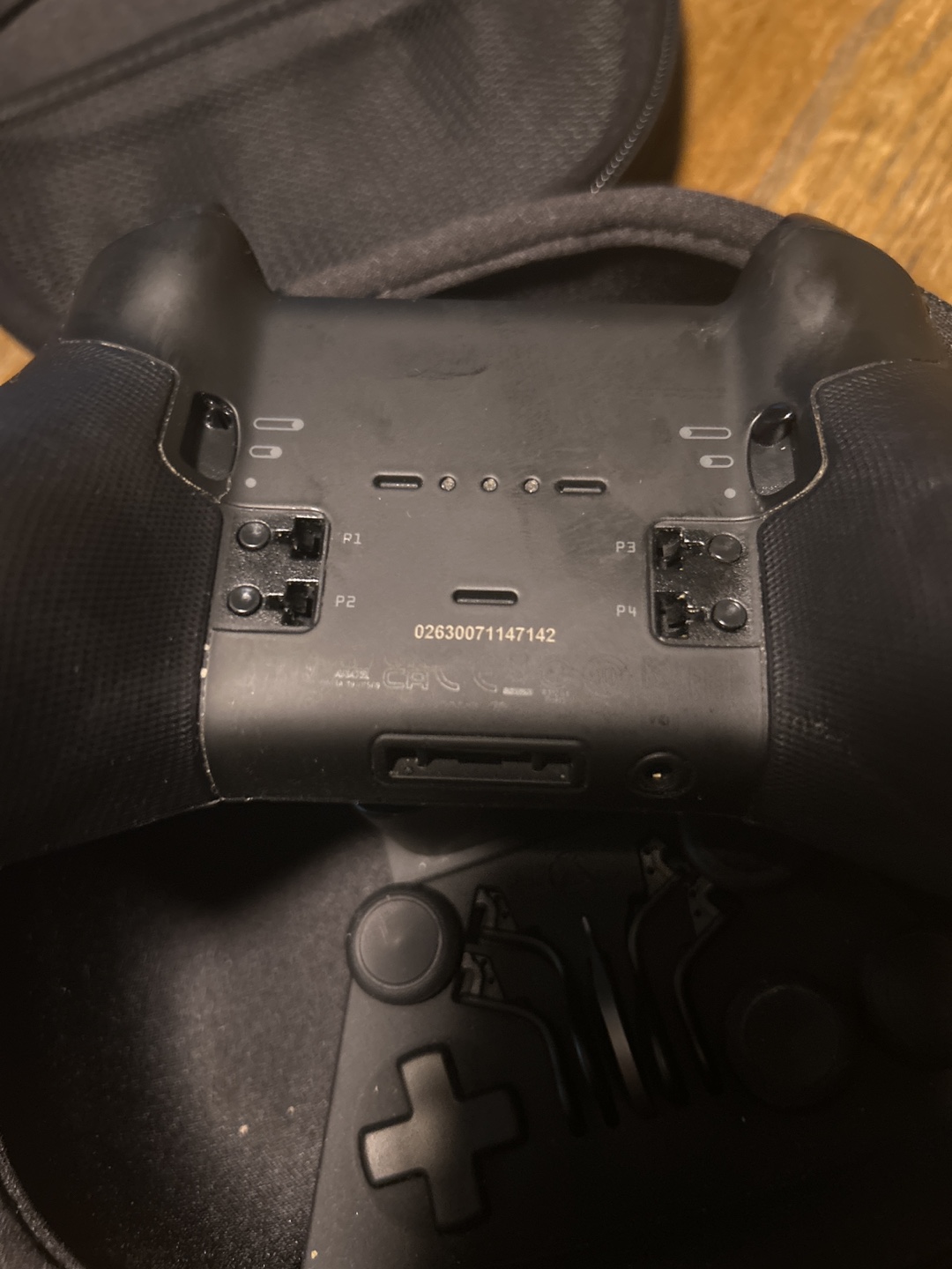 Xbox Elite Series 2 Wireless Controller - photo 4