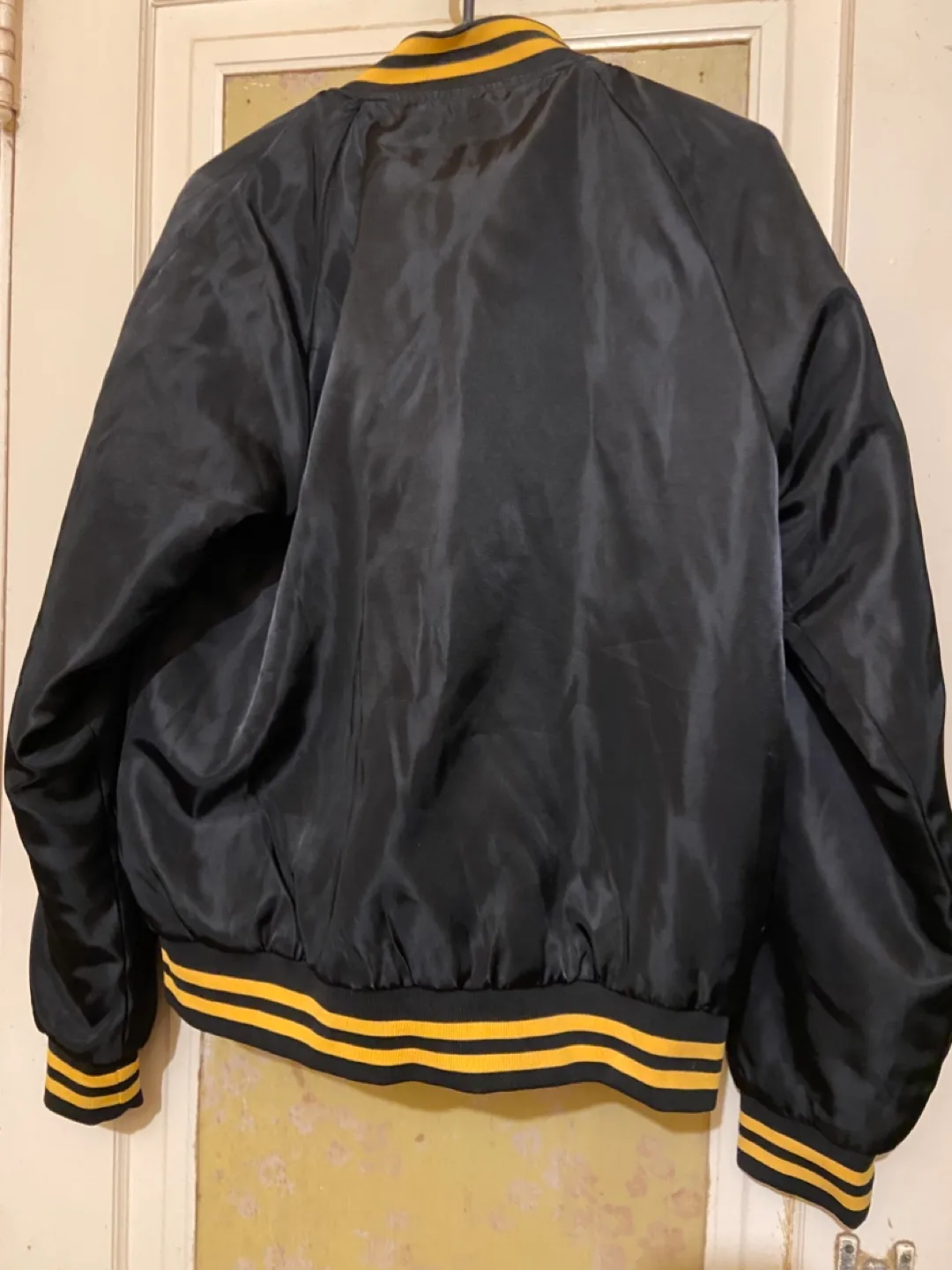 Indestructible MFG CO Jacket SzM image indicator(3)