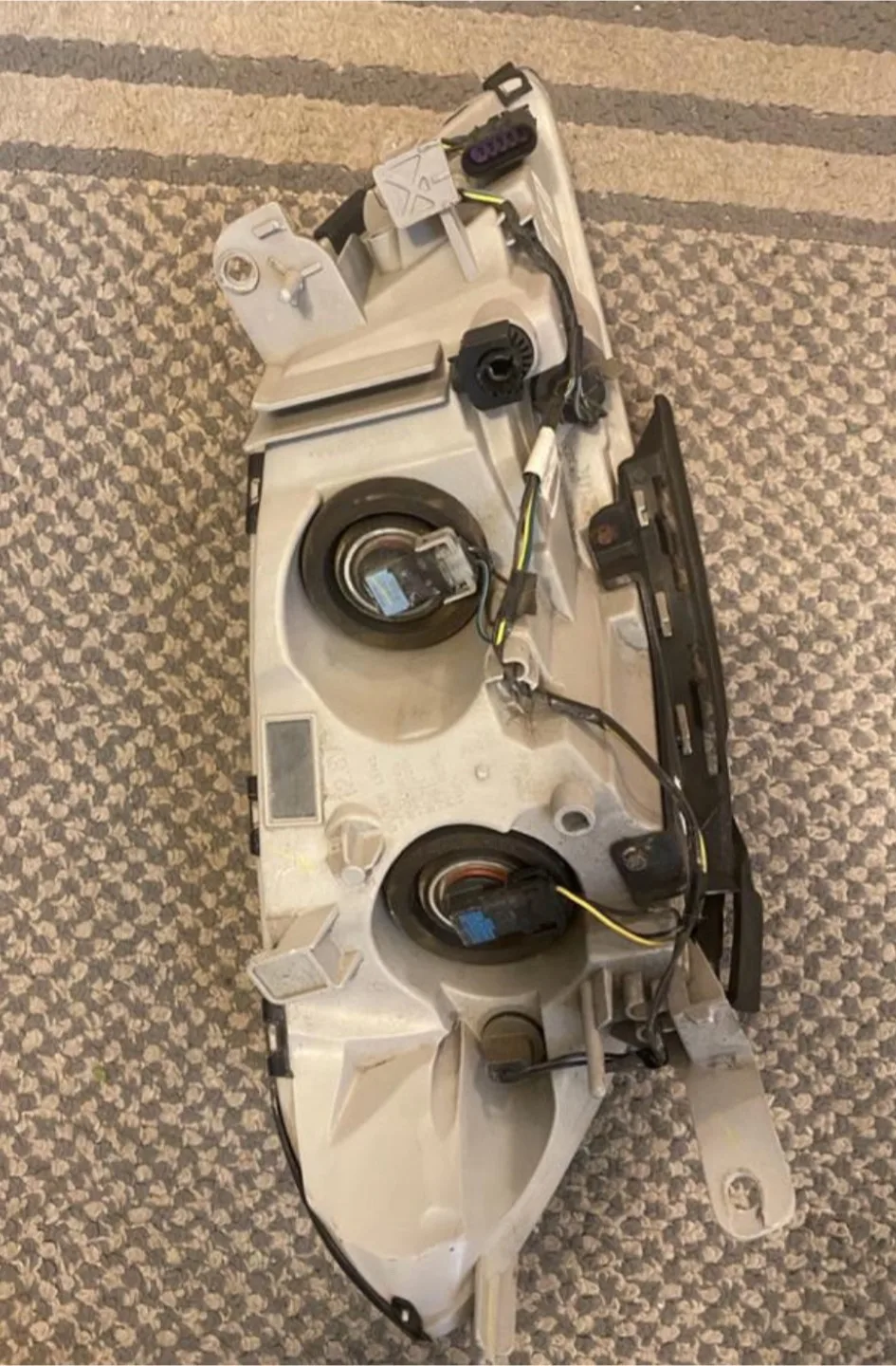 Chevrolet Malibu Headlights image indicator(4)