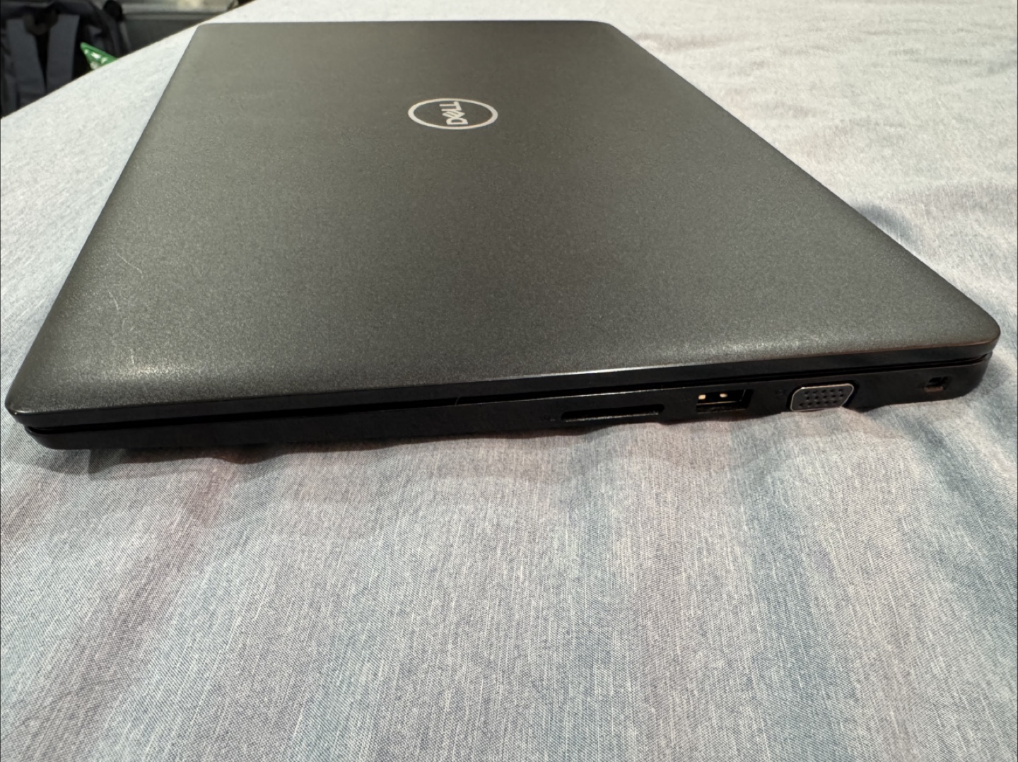 Dell Latitude 3400 Laptop - Windows 11 Pro - photo 3