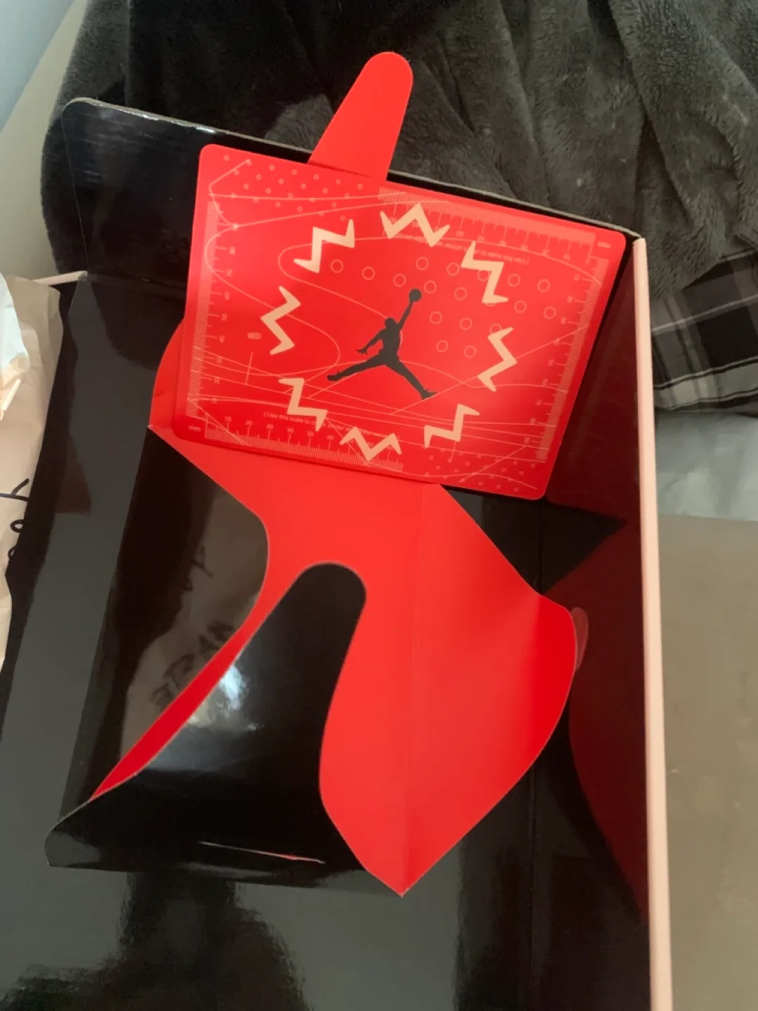 Women's Air Jordan Cherry Shoes image indicator(4)