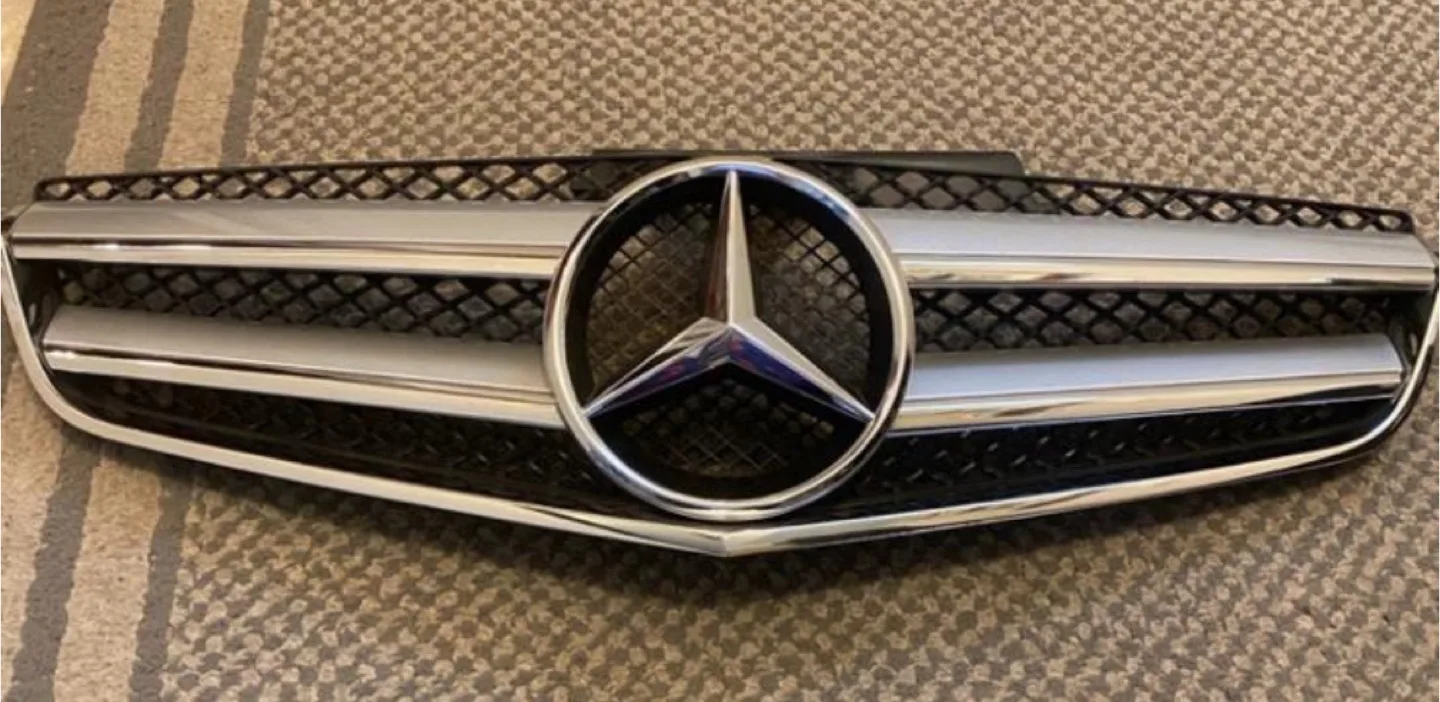 Mercedes-Benz E350 E550 COUPE Front Grill thumbnail