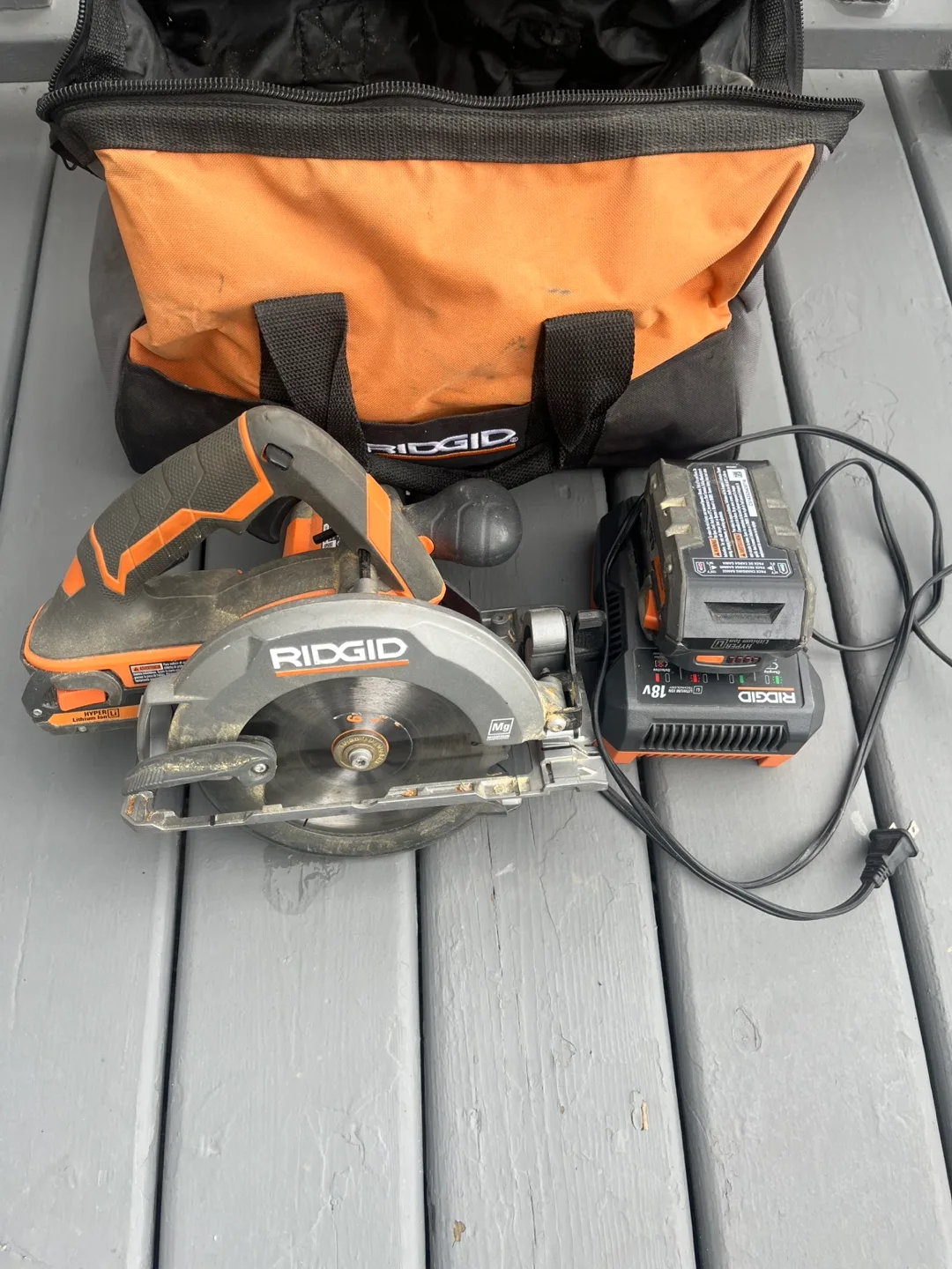 Ridgid 6-1/2" Cordless Circular Saw R8651 thumbnail