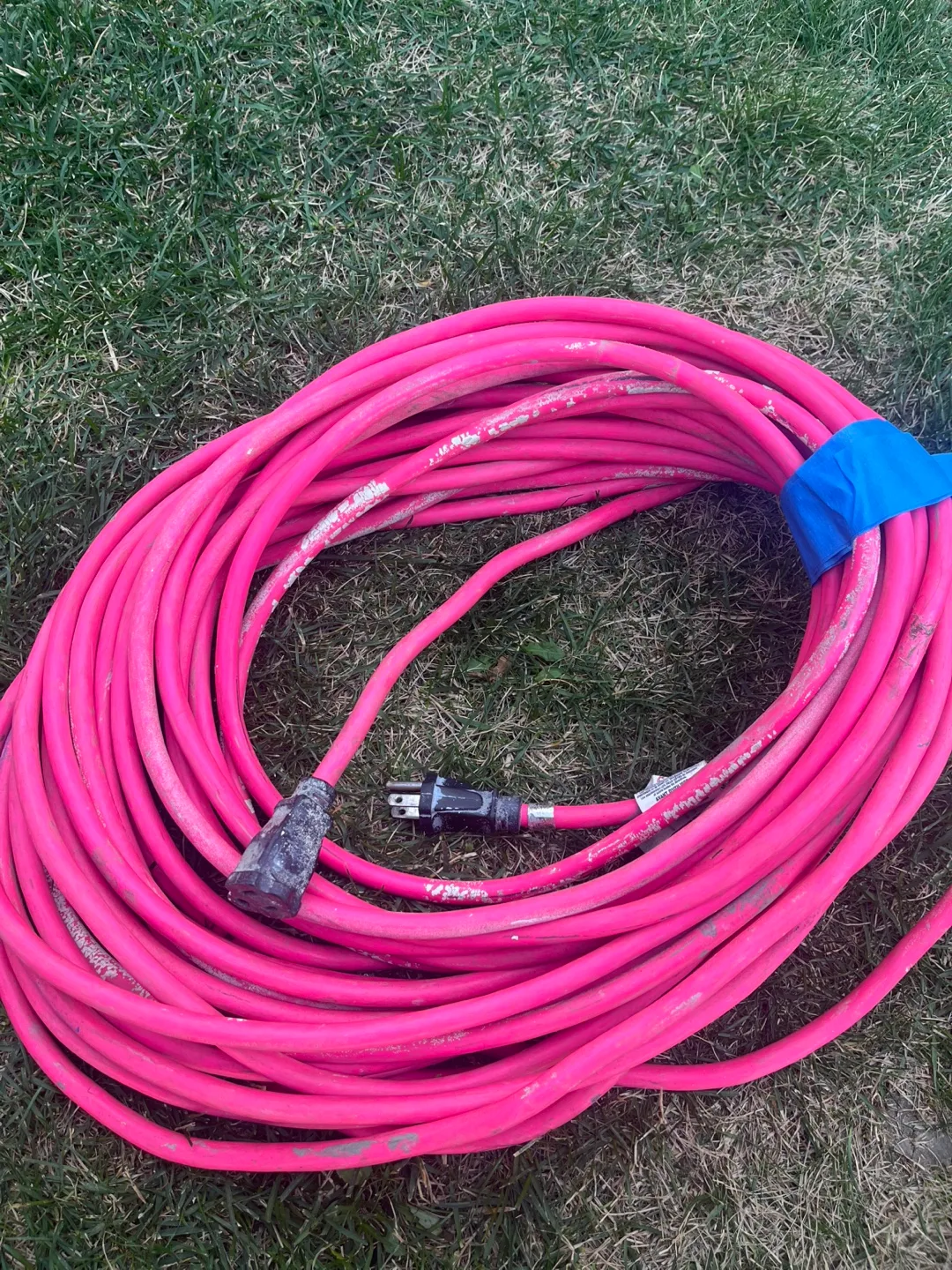 Pink 80 ft Extension Cord thumbnail