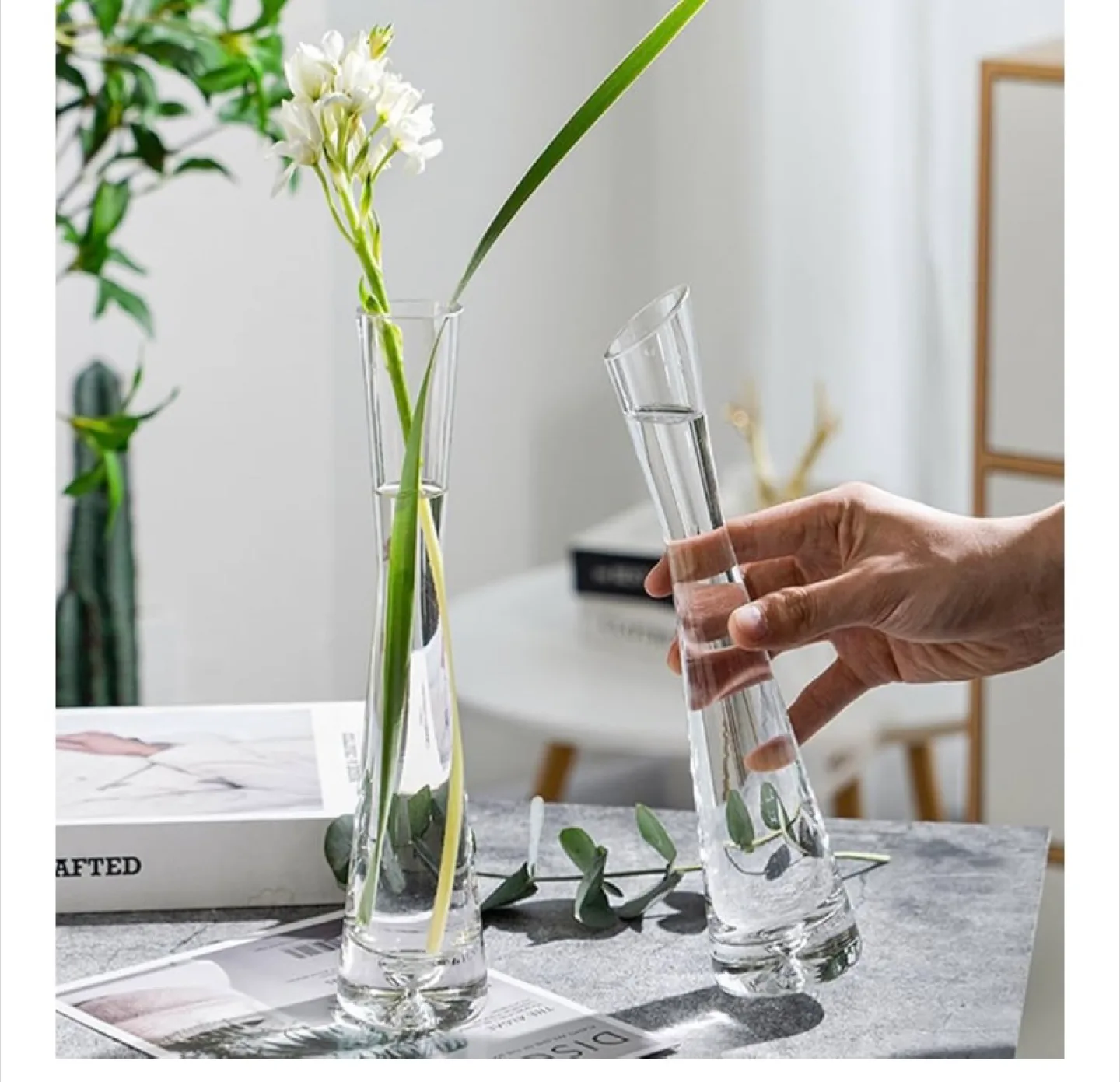 Clear Glass Bud Vase - 25cm Tall image indicator(2)