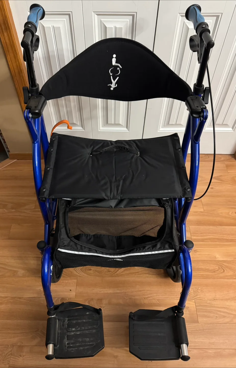 Hugo Navigator 2.0 Rollator Walker - Blue image indicator(6)