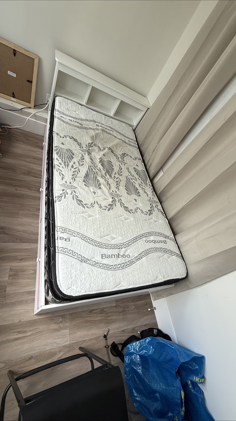 Bed frame with Bamboo Mattress