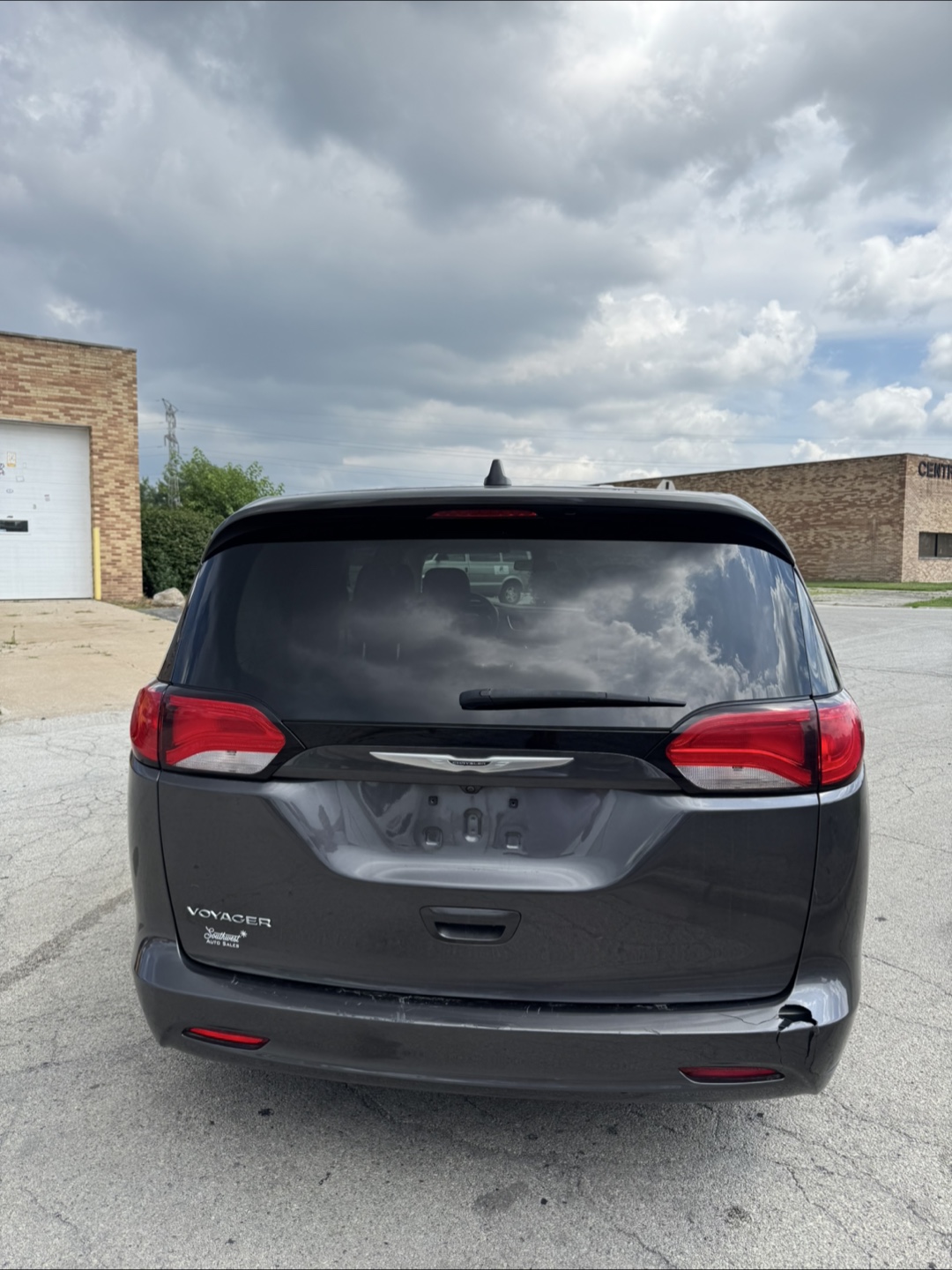 2021 Chrysler Voyager · LX Minivan 4D - photo 3