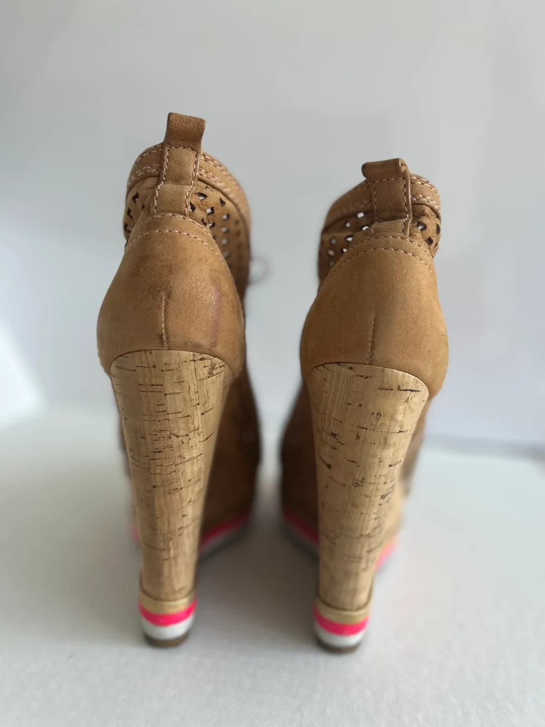 Report Wedge Booties - Size 7 image indicator(2)