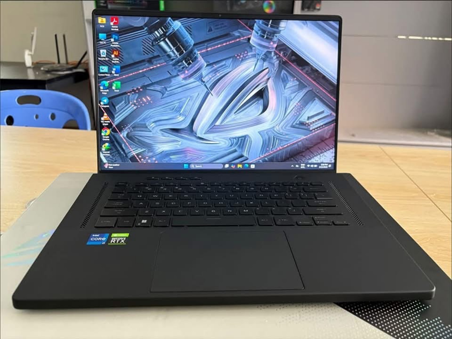 ROG ZEPHYRUS M16 LAPTOP
