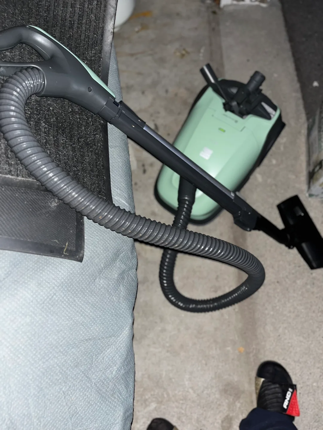 Kenmore 400 Series Canister Vacuum image indicator(5)