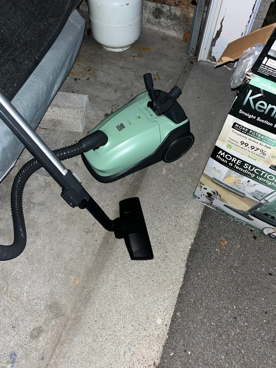 Kenmore 400 Series Canister Vacuum image indicator(7)