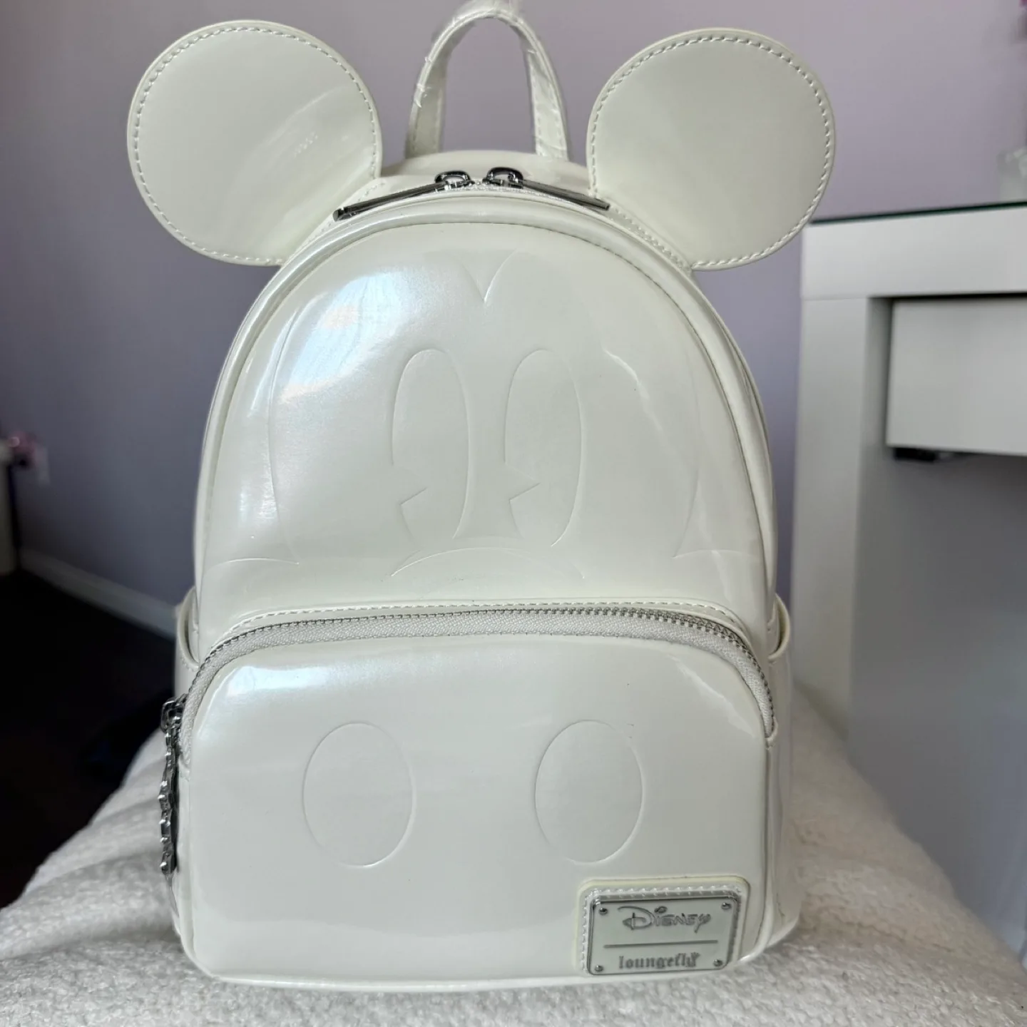 New Pearl White Mickey Mouse Signature Disney Loungefly Backpack thumbnail
