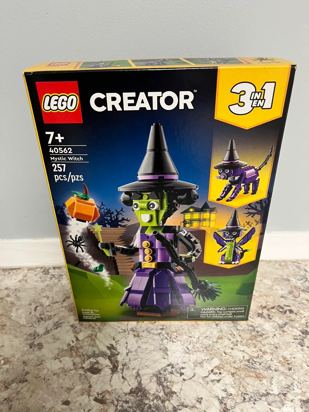 LEGO 40562 Creator 3 in 1 Mystic Witch thumbnail