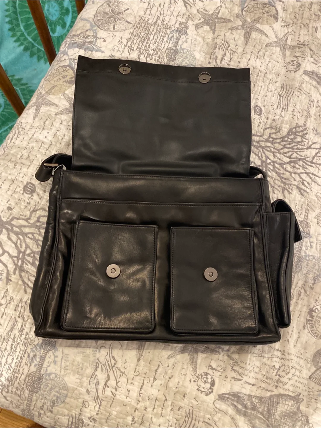 Genuine Leather Black Satchel Bag image indicator(2)