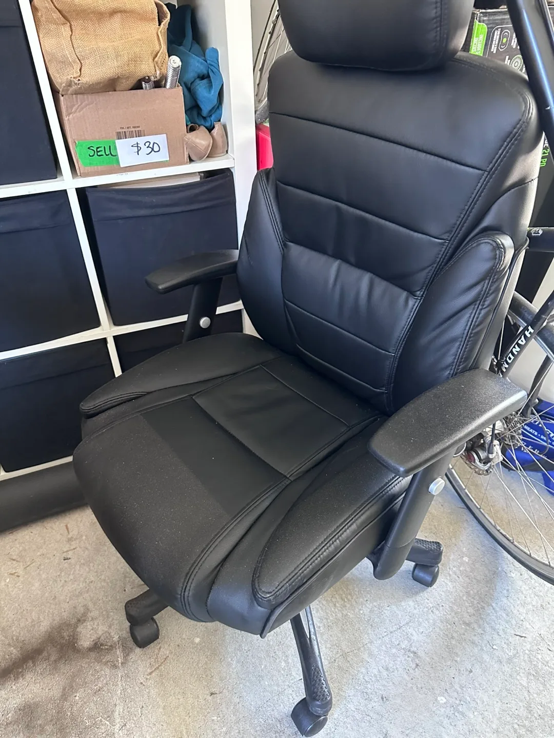 Black (faux) leather Office Chair thumbnail