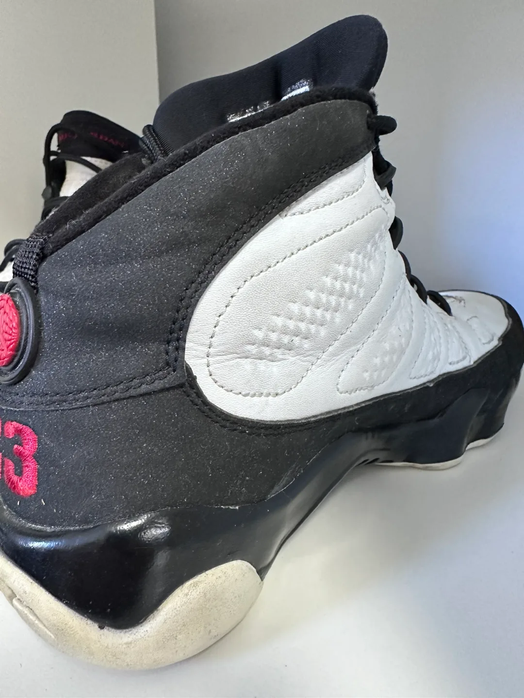 Air Jordan 8 Retro White/Black image indicator(3)