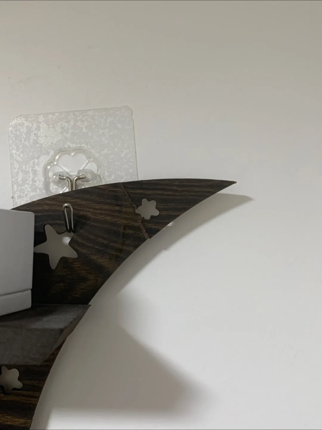 ‼️MOVING SALE‼️Crescent Moon Shelf with Light-up Stars image indicator(6)