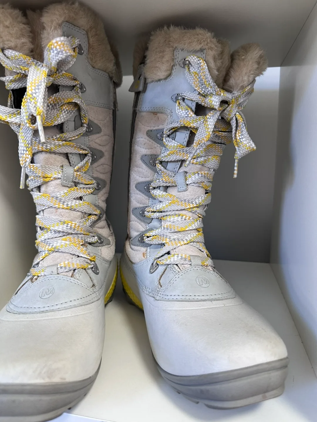 Merrell Winter Boots image indicator(3)