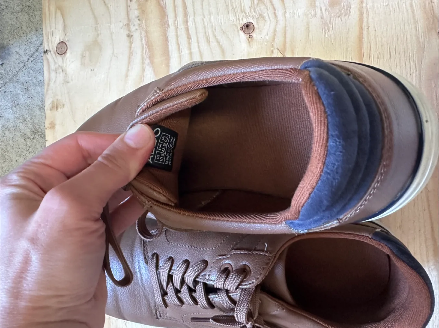 Men's Brown and dark blue Leather Casual Shoes image indicator(2)