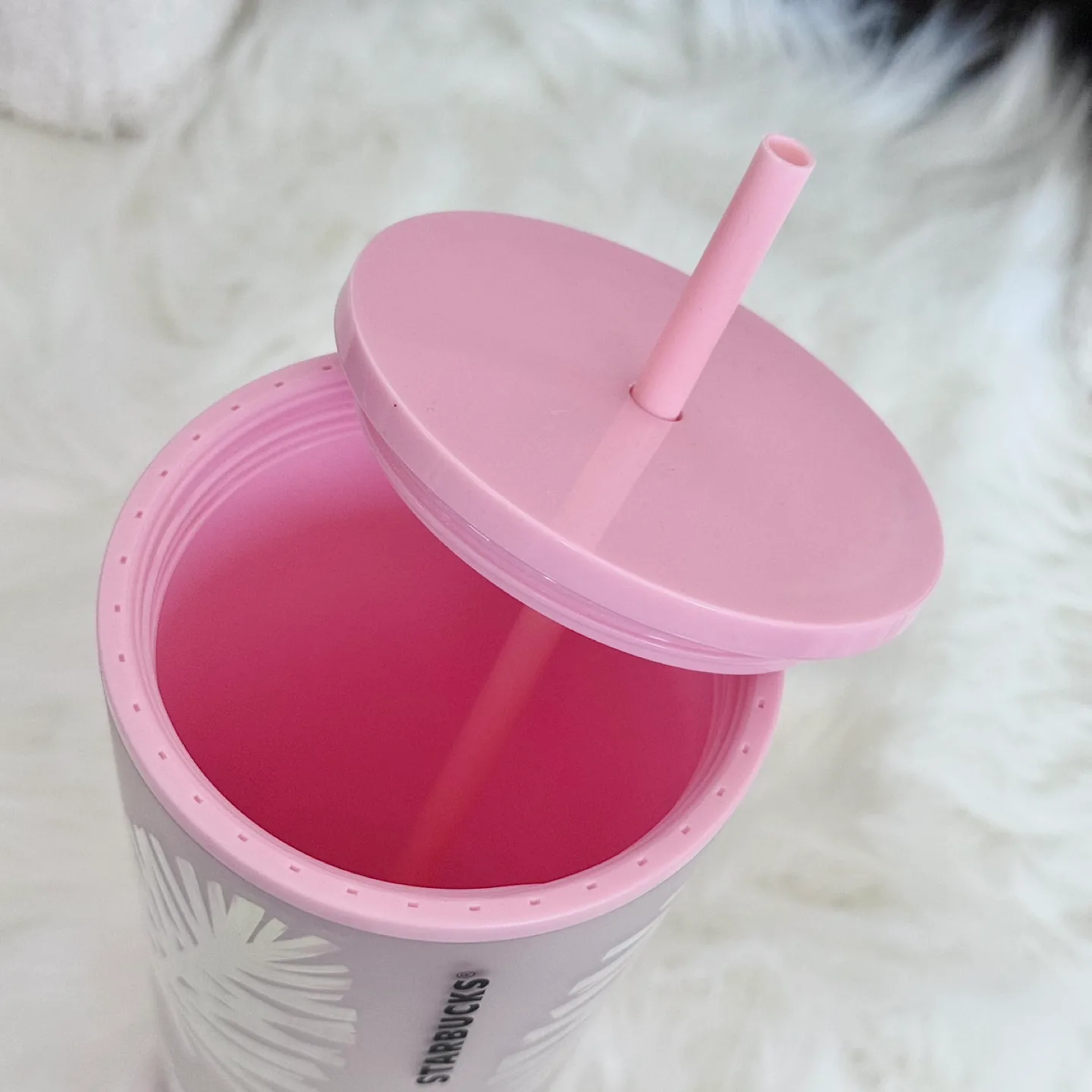 Starbucks 2019 Pinecone Soft Touch Venti, 24 oz Tumbler Pink image indicator(5)