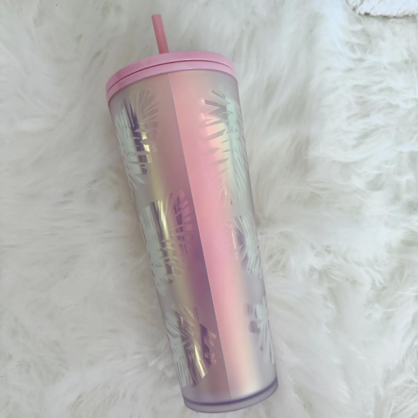 Starbucks 2019 Pinecone Soft Touch Venti, 24 oz Tumbler Pink image indicator(2)