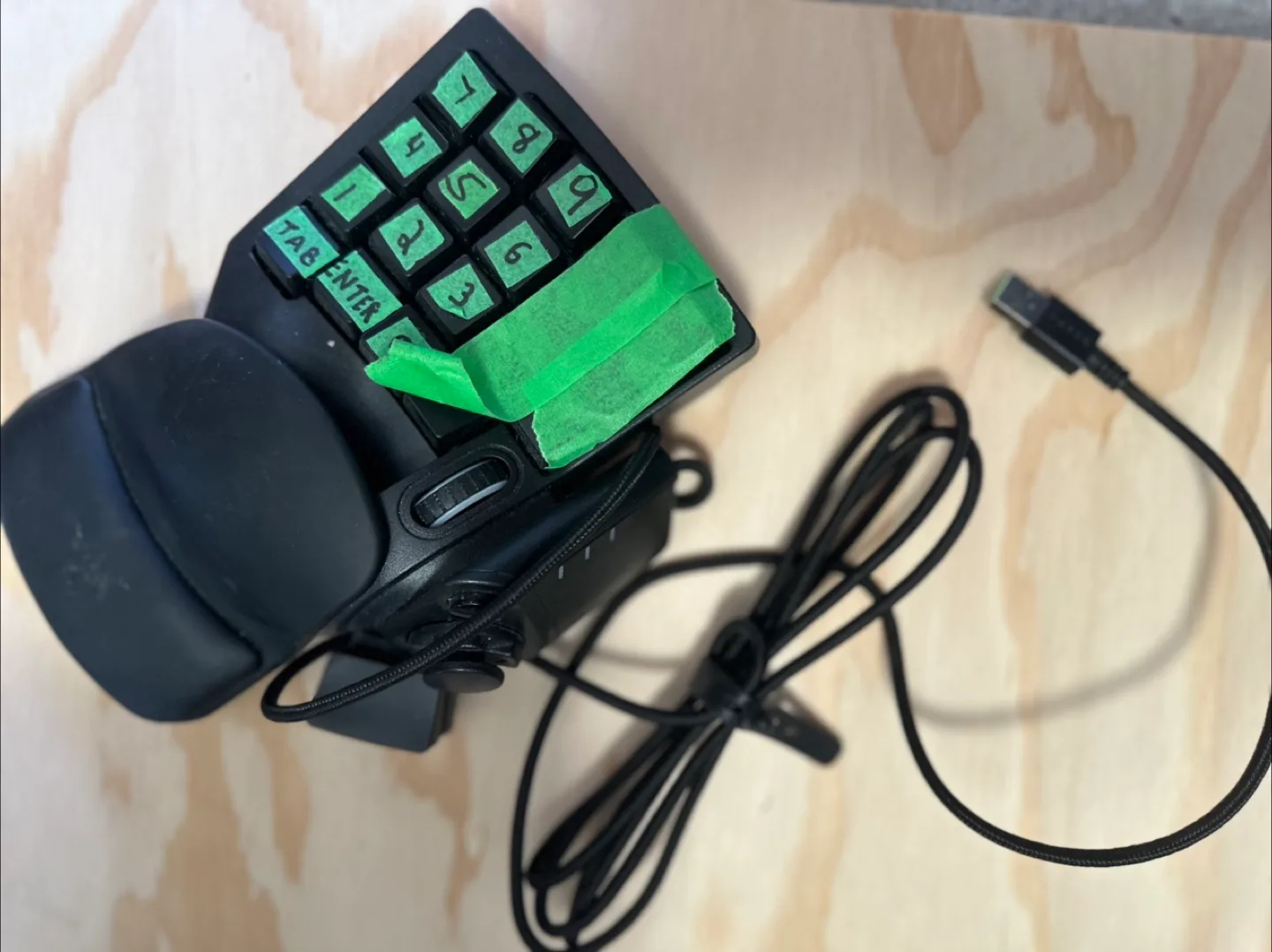Razer Tartarus Pro Gaming Keypad image indicator(3)
