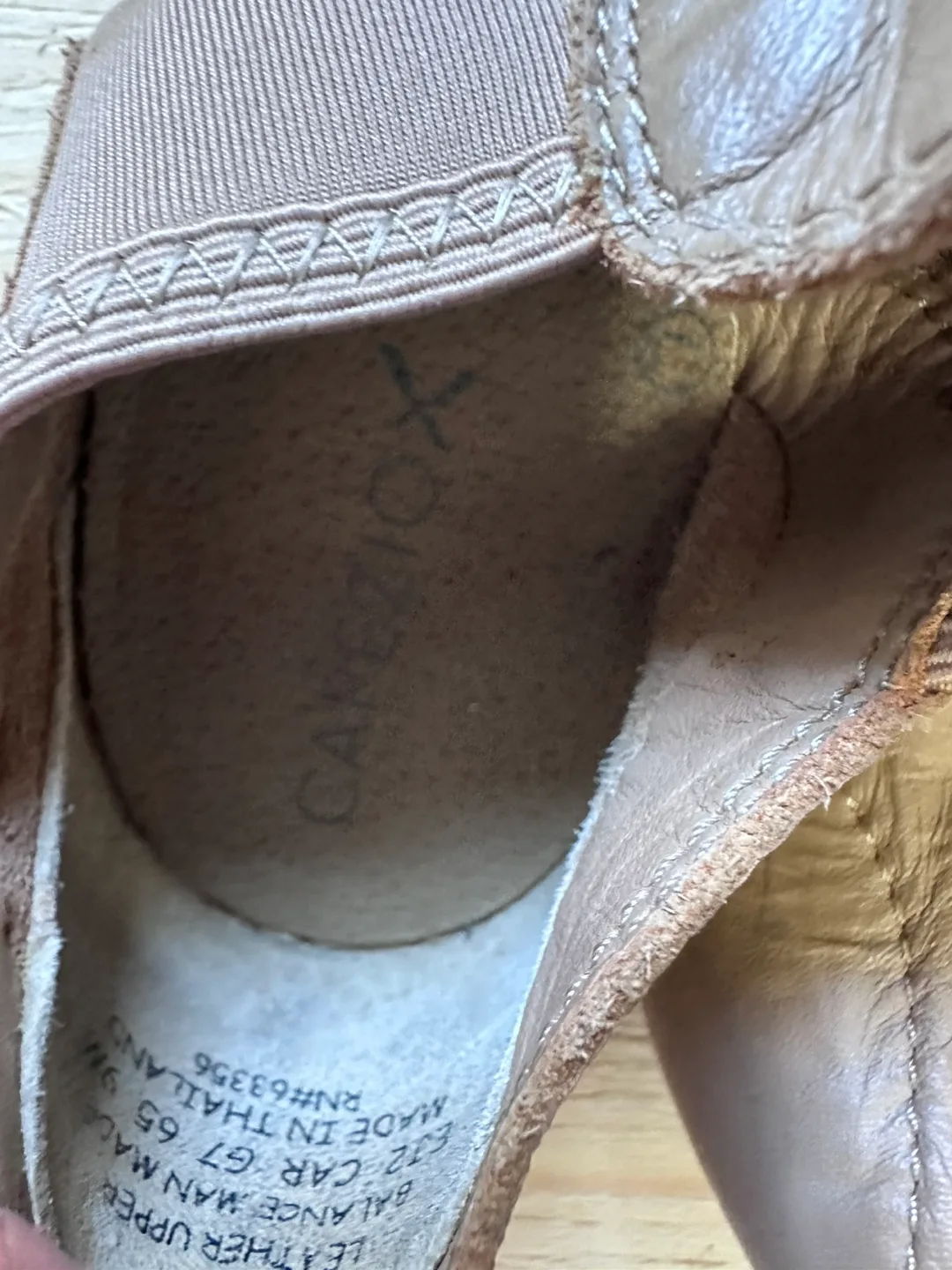 Dance Jazz Shoes Size 8.5 image indicator(3)