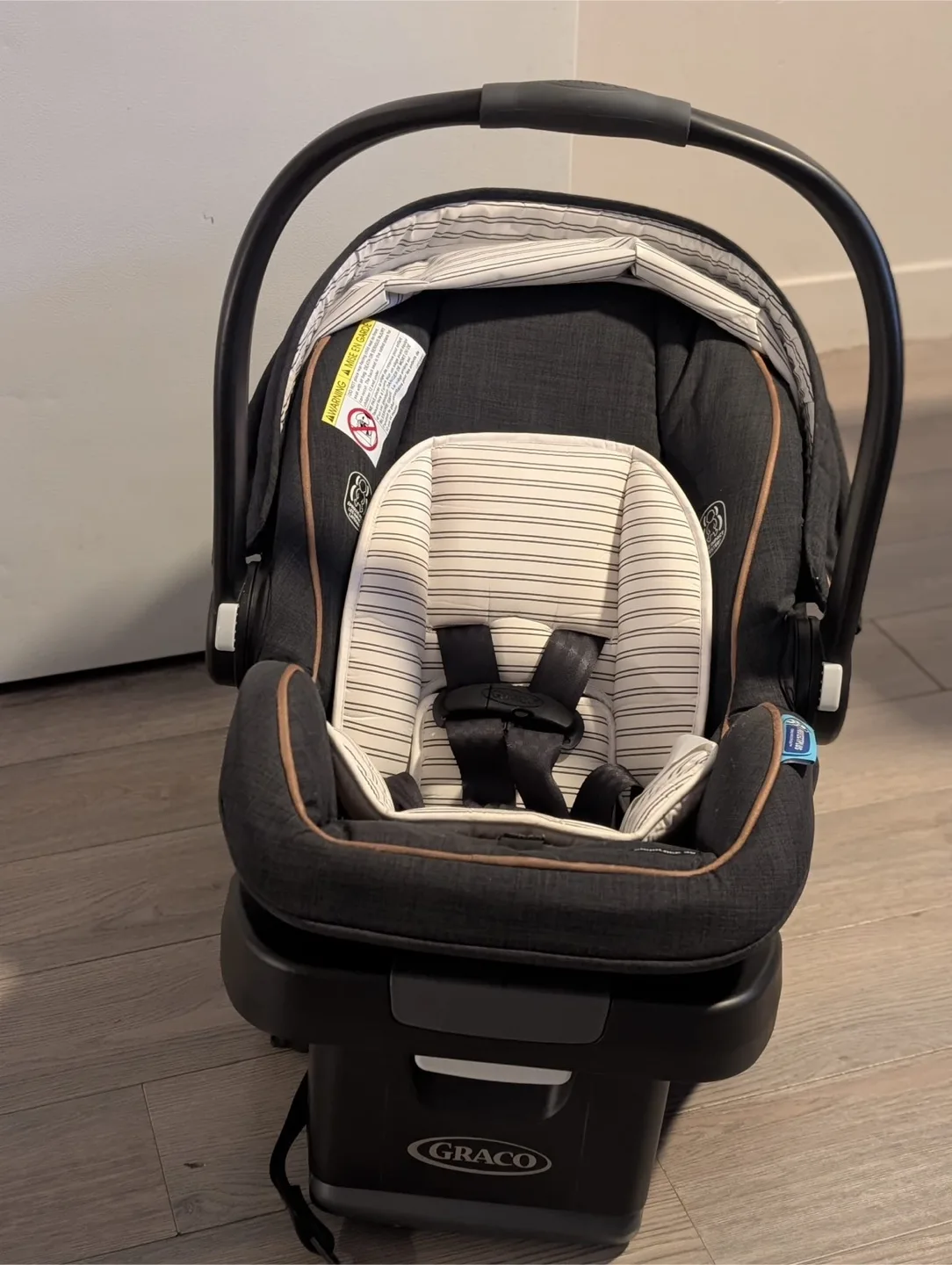 Graco SnugRide SnugLock 35 Infant Car Seat image indicator(5)