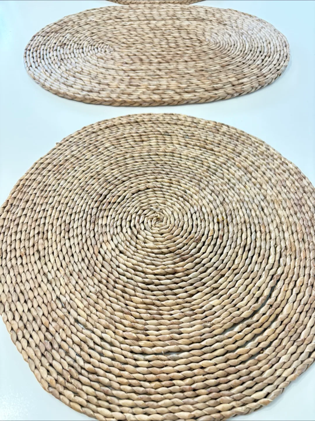 Woven Placemats - Set of 4 image indicator(3)