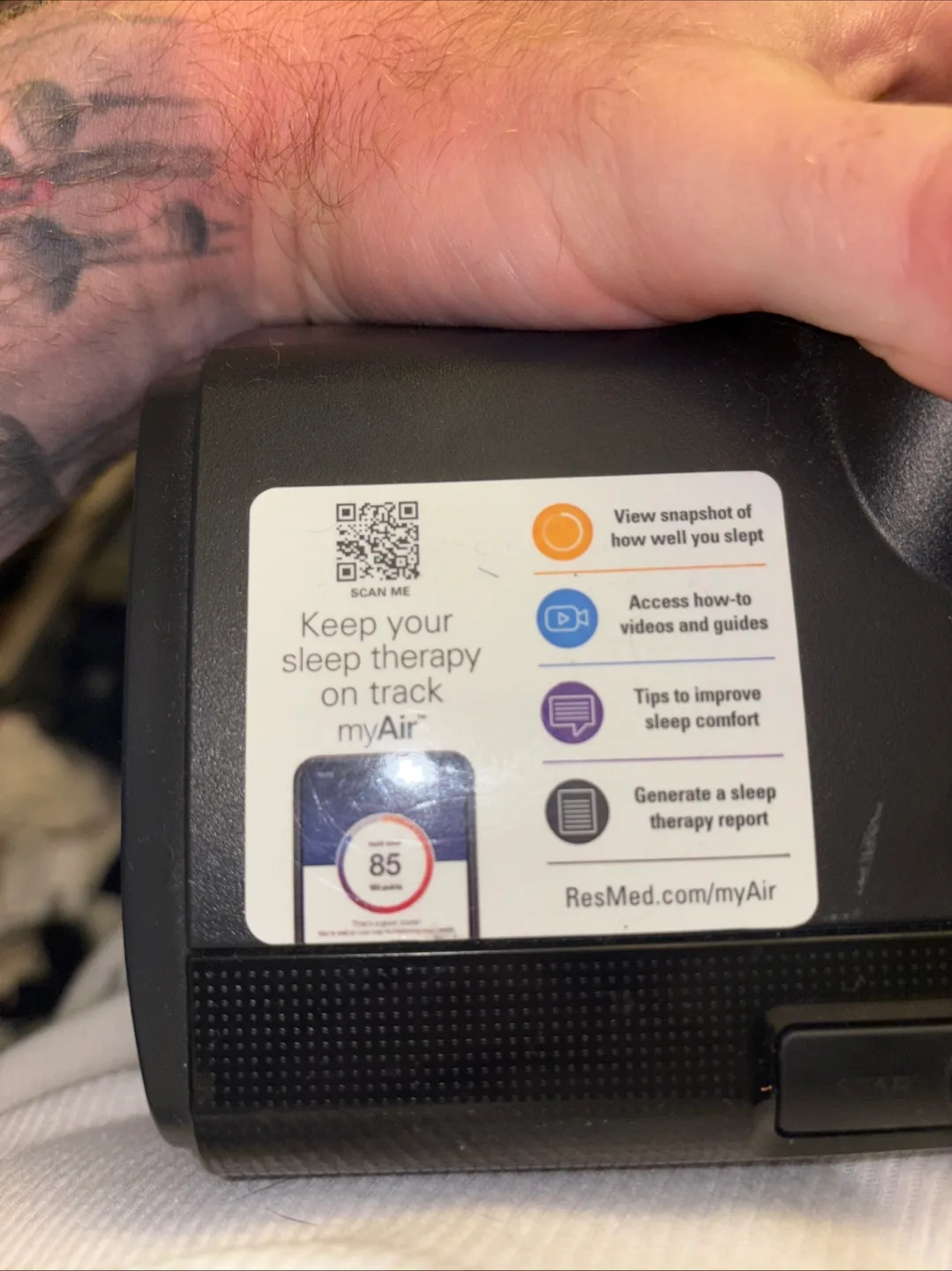 ResMed AirSense 10 AutoSet CPAP Machine image indicator(3)