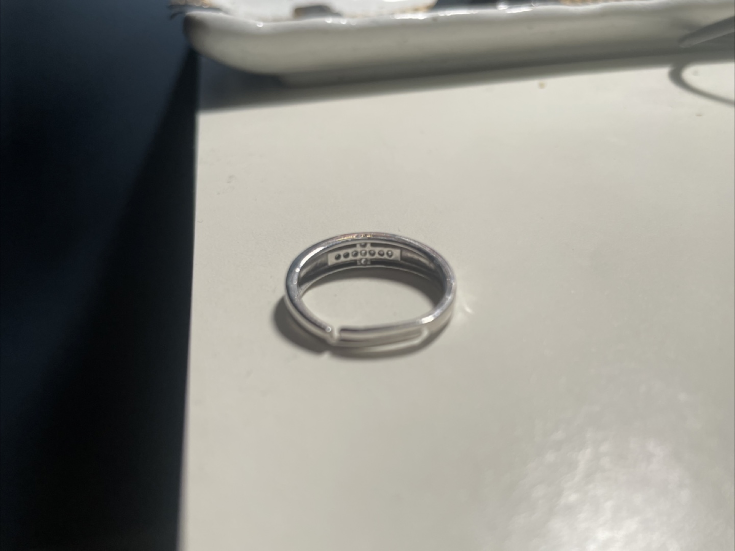 Please Help – Lost My Mother’s Ring - photo 3
