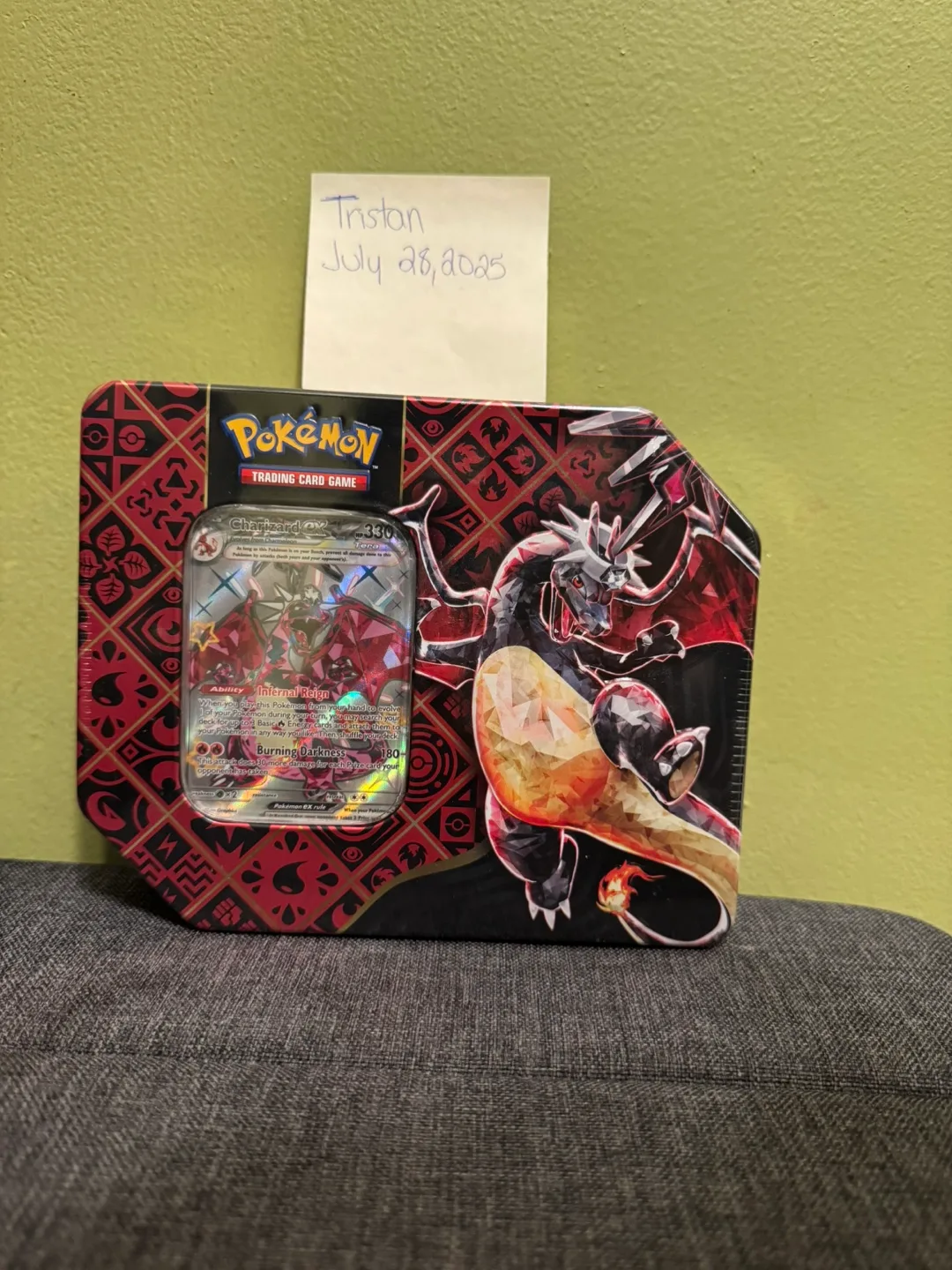 Pokemon Charizard ex Tin thumbnail