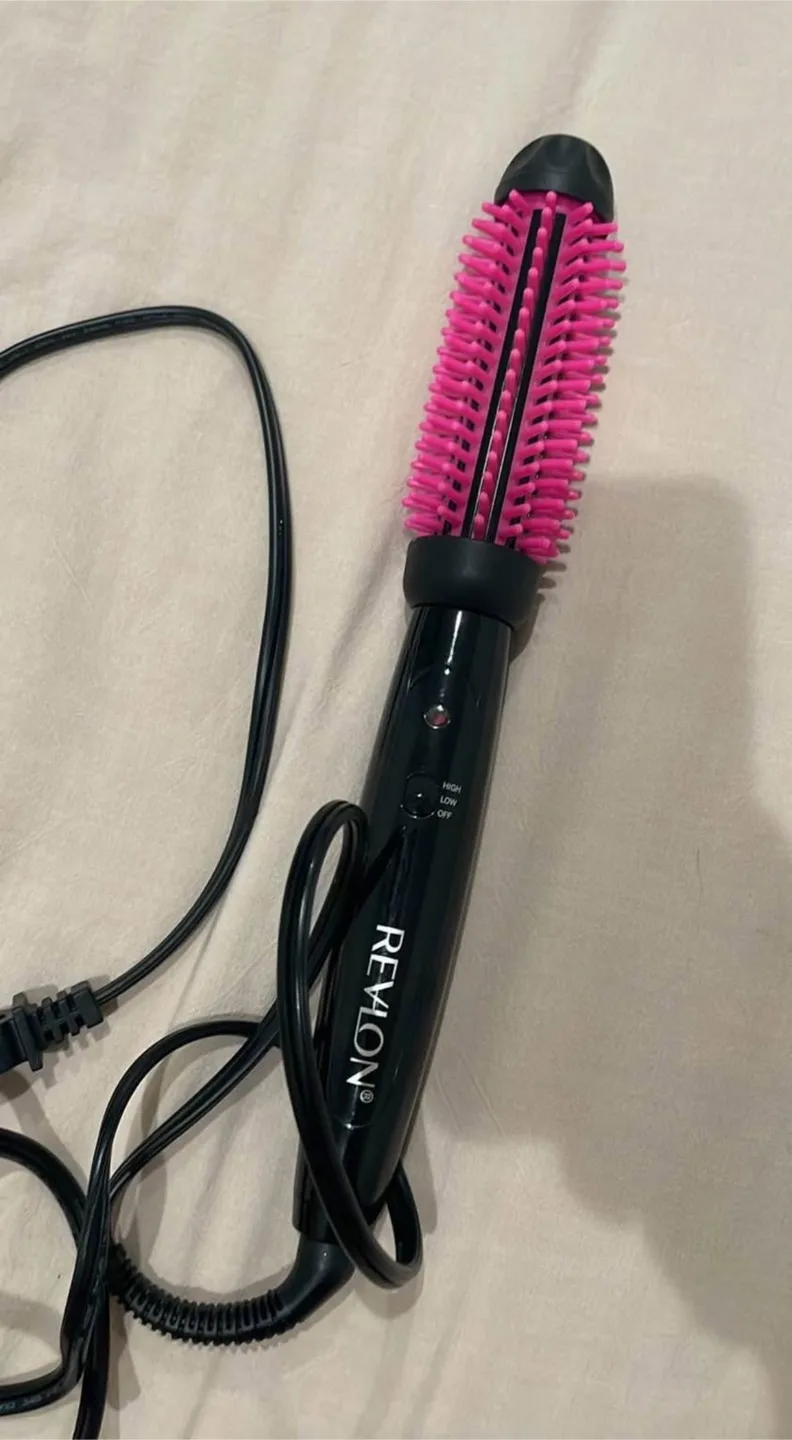 Revlon 1” Heated Brush thumbnail