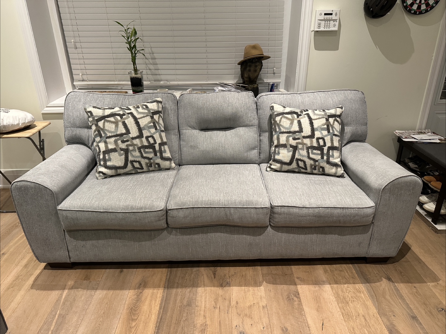 Modern 3-Seater Sofa – Light Grey Fabric - photo 2