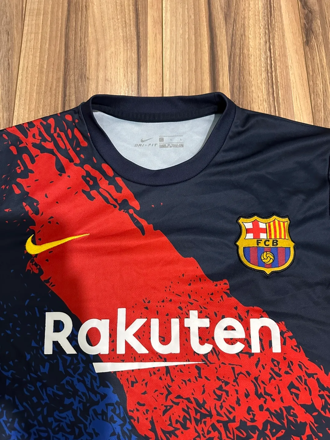 Nike FC Barcelona Jersey - Size L image indicator(3)