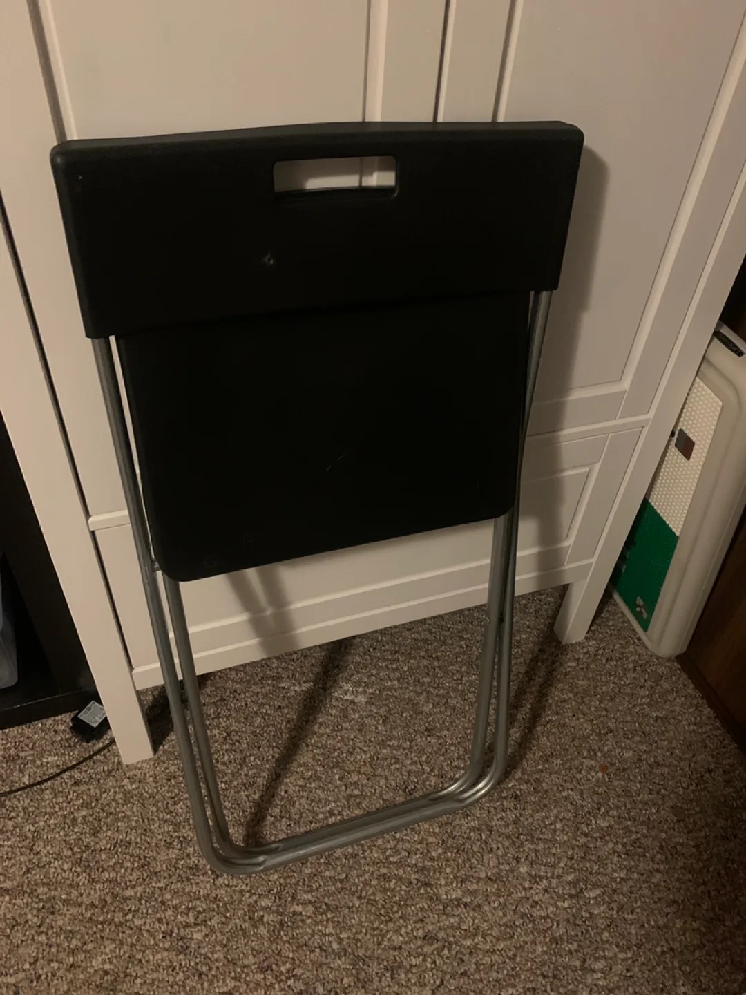 Black Folding Chair - Great for Small Spaces! image indicator(4)