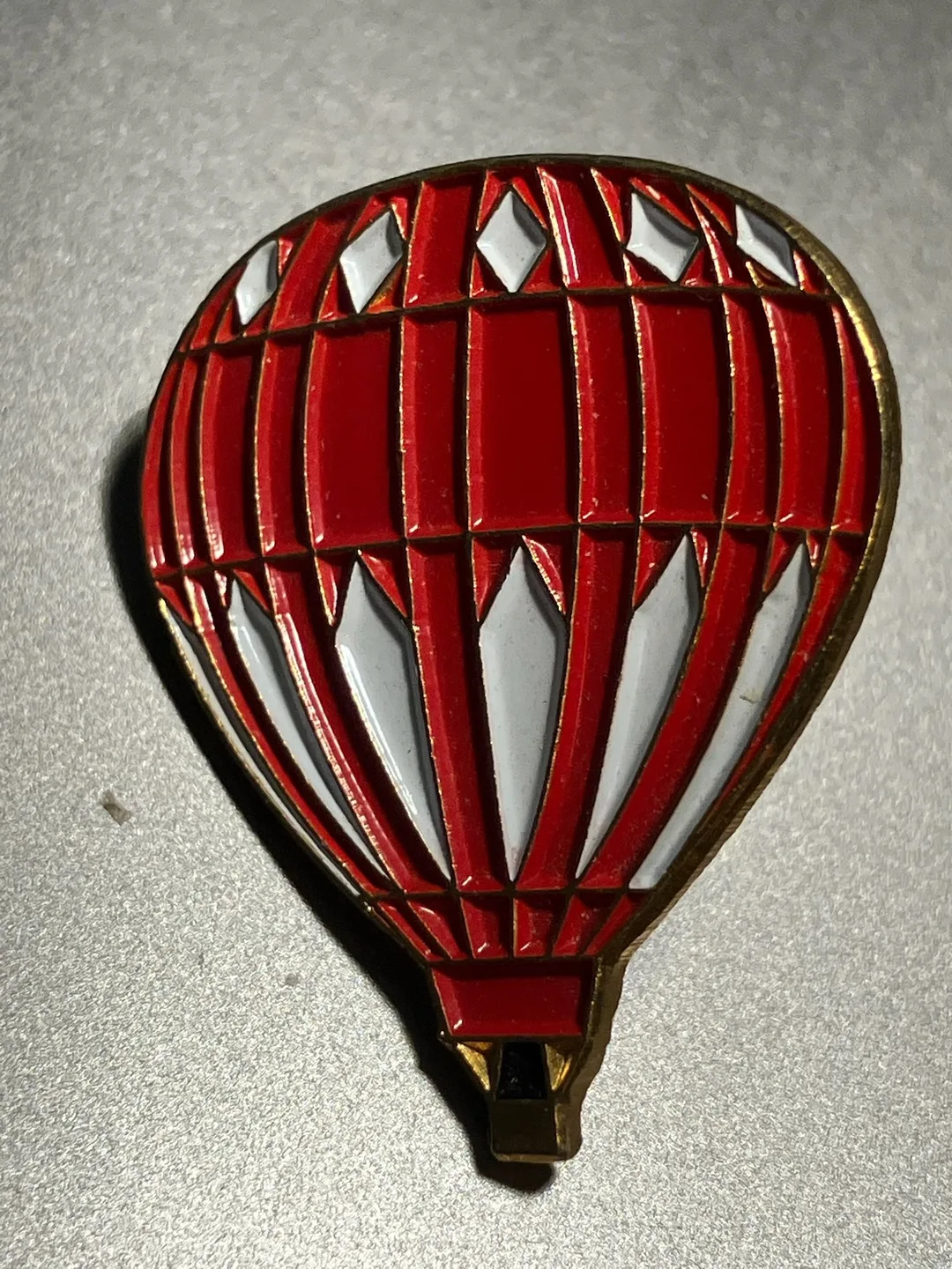 Hot Air Balloon Pin - Red & White thumbnail