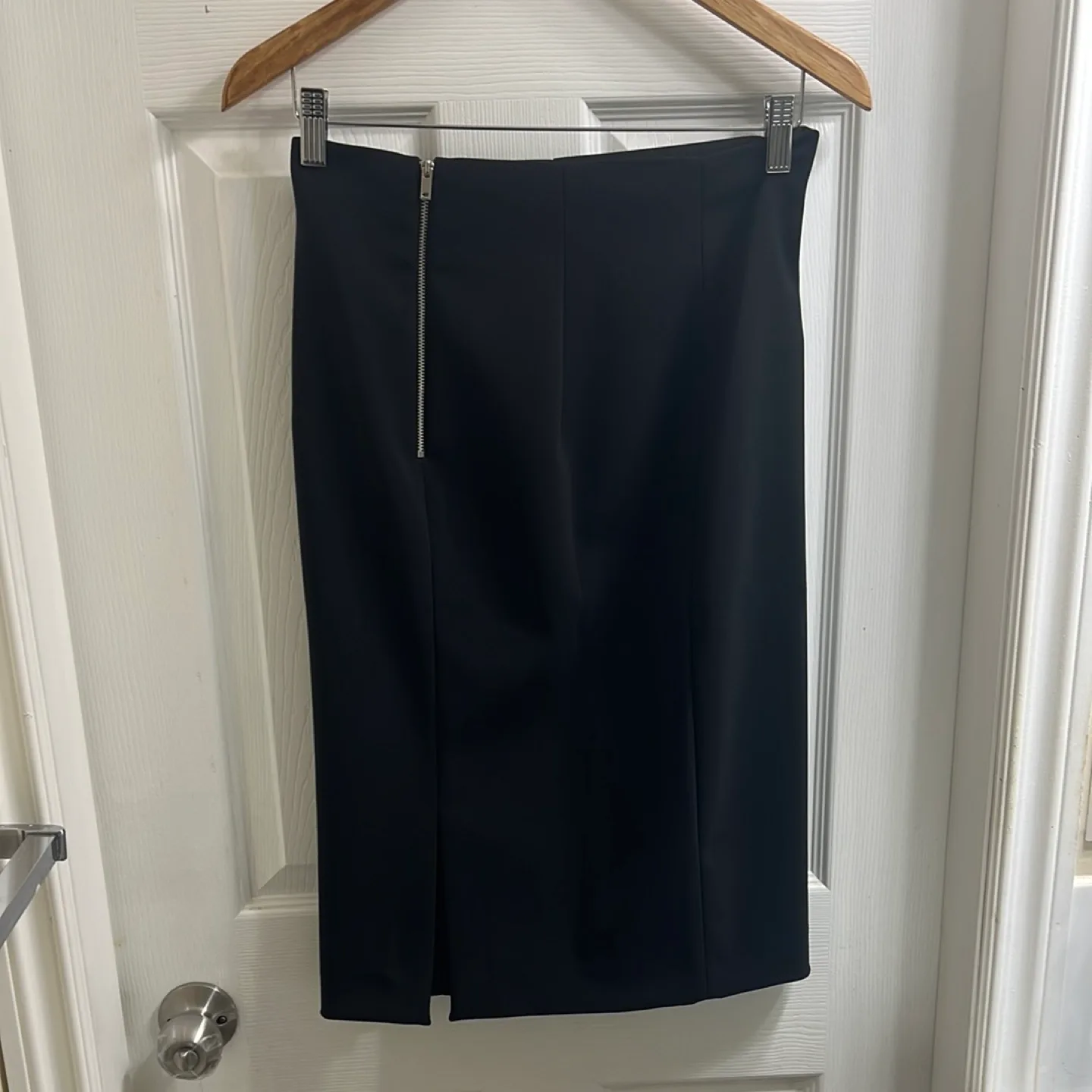 Inditex Elegant Black Pencil Skirt Silver Zipper Side Slit thumbnail