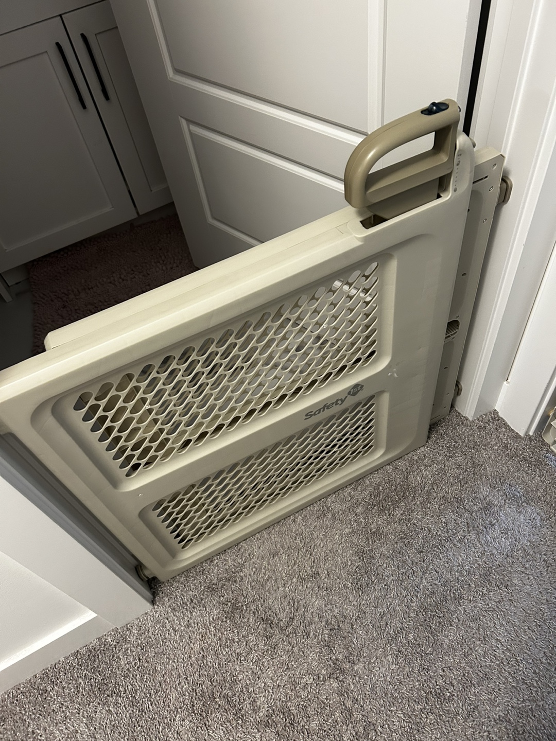 Safety 1st Baby Gate - Beige