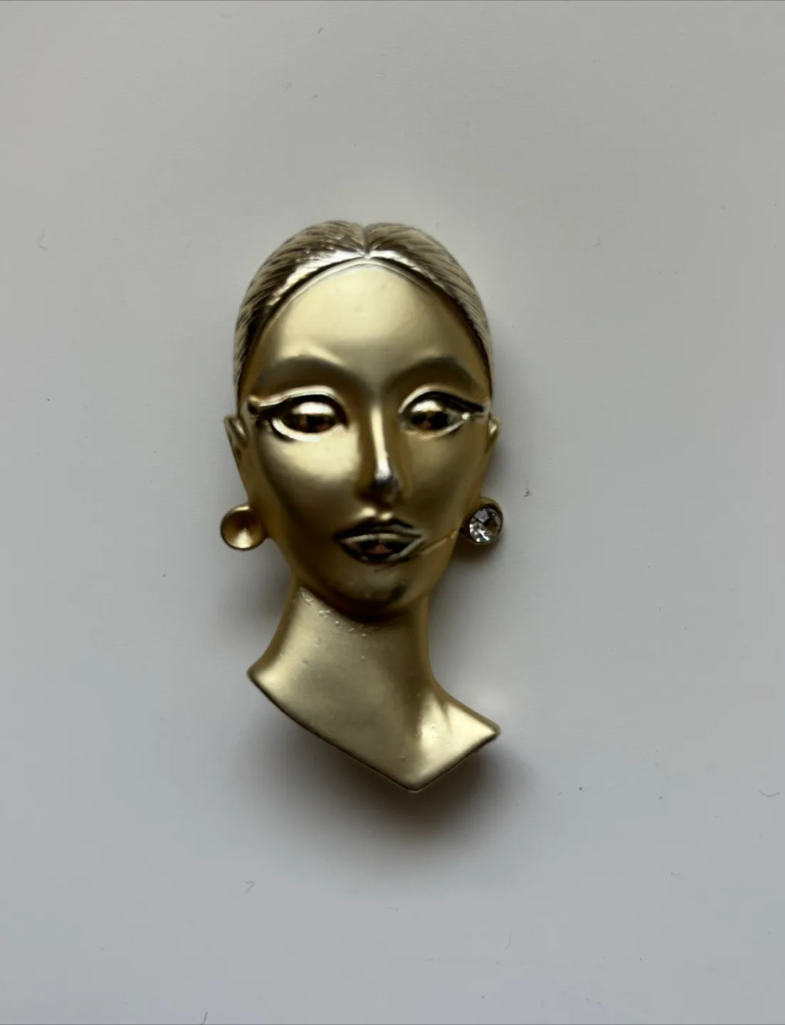 Vintage Gold Tone Lady Head Brooch thumbnail