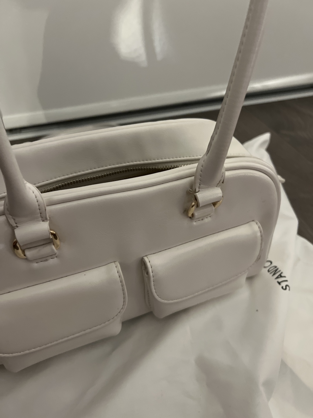 Stand oil chubby bag cream colour - photo 5